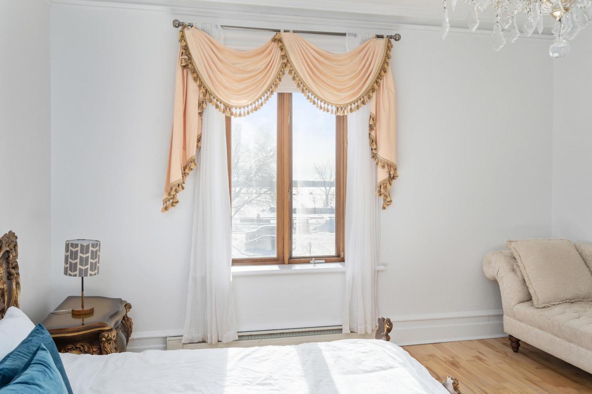 Centennial 6-Bedroom Waterfront Palace Sleeps 14 Montreal Bagian luar foto