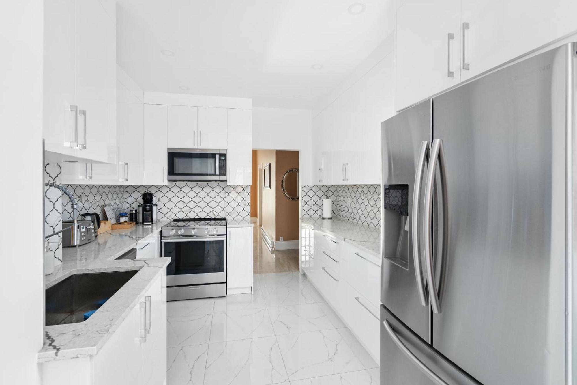 Centennial 6-Bedroom Waterfront Palace Sleeps 14 Montreal Bagian luar foto