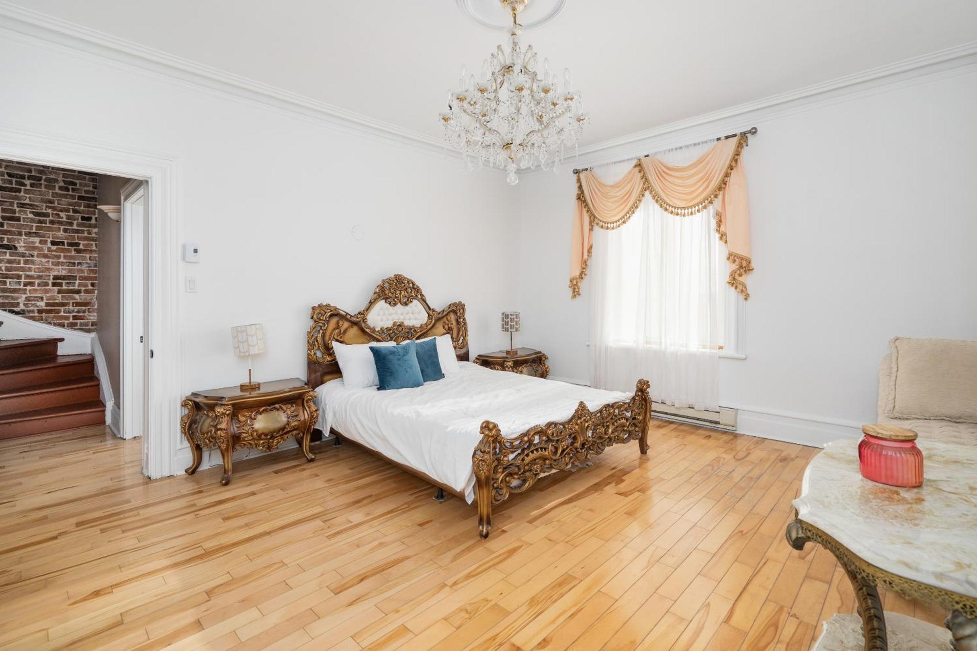 Centennial 6-Bedroom Waterfront Palace Sleeps 14 Montreal Bagian luar foto