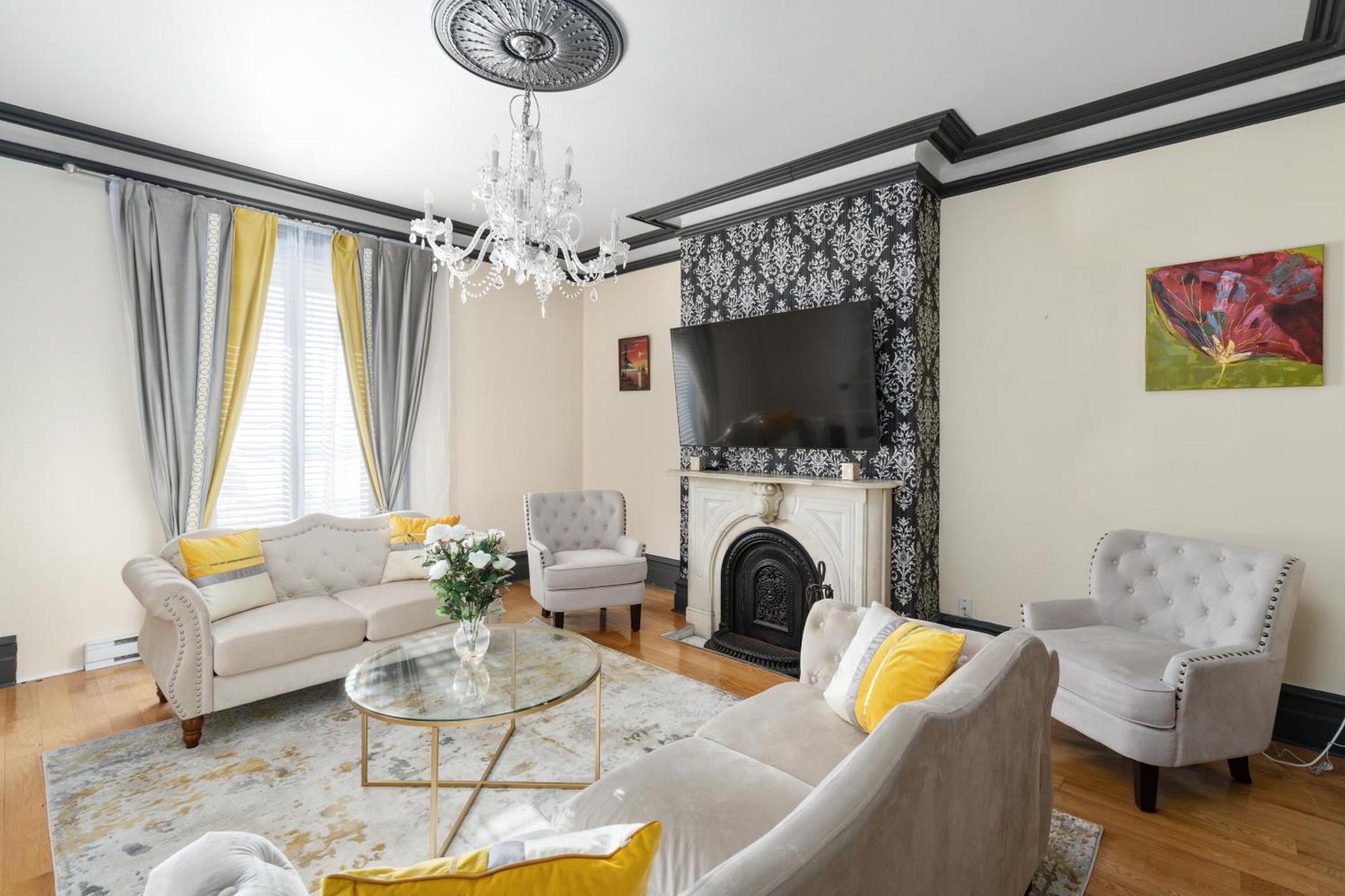 Centennial 6-Bedroom Waterfront Palace Sleeps 14 Montreal Bagian luar foto